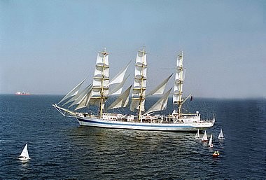 Sailing ship, Mir