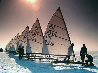 Sport pictures, Ice boats