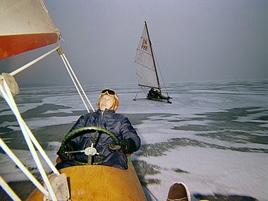 Vintersport foto, Isbåd