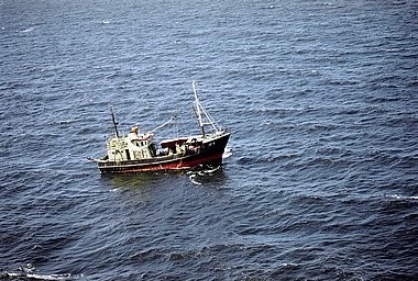 Kuter rybacki na morzu, Ust-8