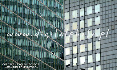 fotografia kosmiczna - Pary - nowoczesne budynki