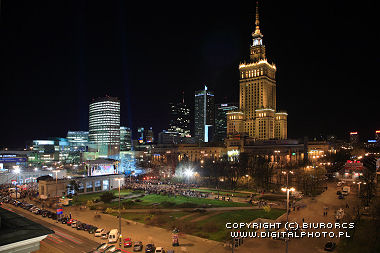 Center i Warsaw om natten