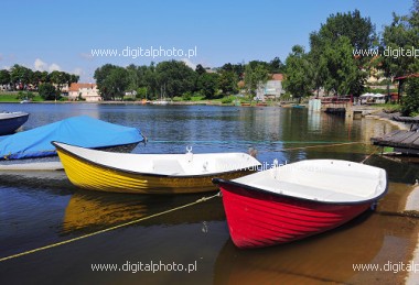 Colorful boats, boats on the water