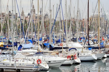 Havnen i Barcelona (Port Vell), havnen og lystbåde