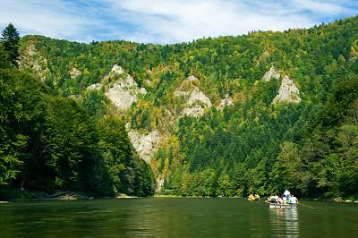 Rafting, desfiladeiro do rio, Dunajec Polnia