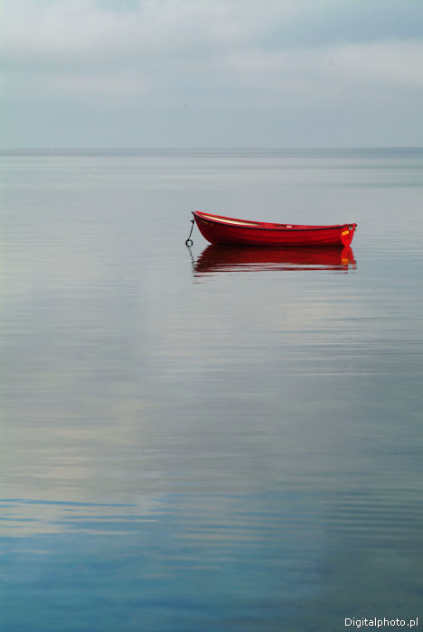 Rød båd, sø, digitale fotogalleri